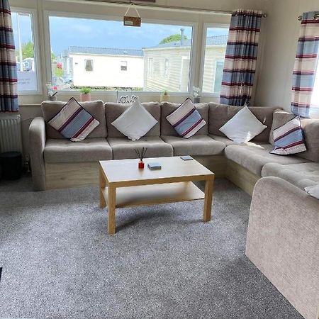 32 Elm Walk Otel Whitley Bay Dış mekan fotoğraf