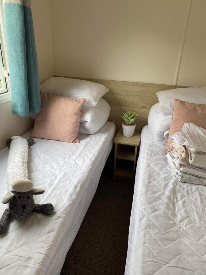 32 Elm Walk Otel Whitley Bay Dış mekan fotoğraf
